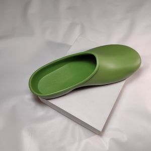 Patent Waterproof Women's Shoes Size 7